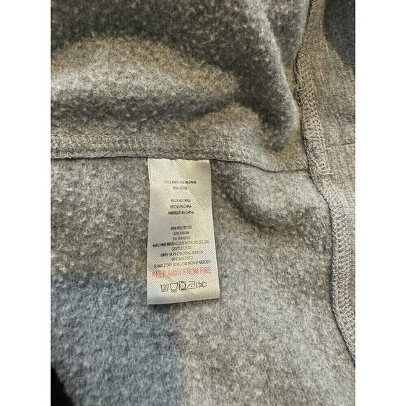 Rae Dunn LOVE Sweatshirt Crew Pullover Gray Valentines Day XL - Picture 6 of 6